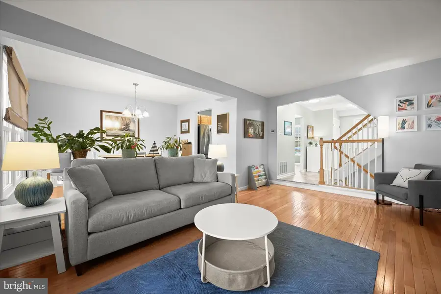 1762 Lang Dr, Crofton, MD 21114 - #3