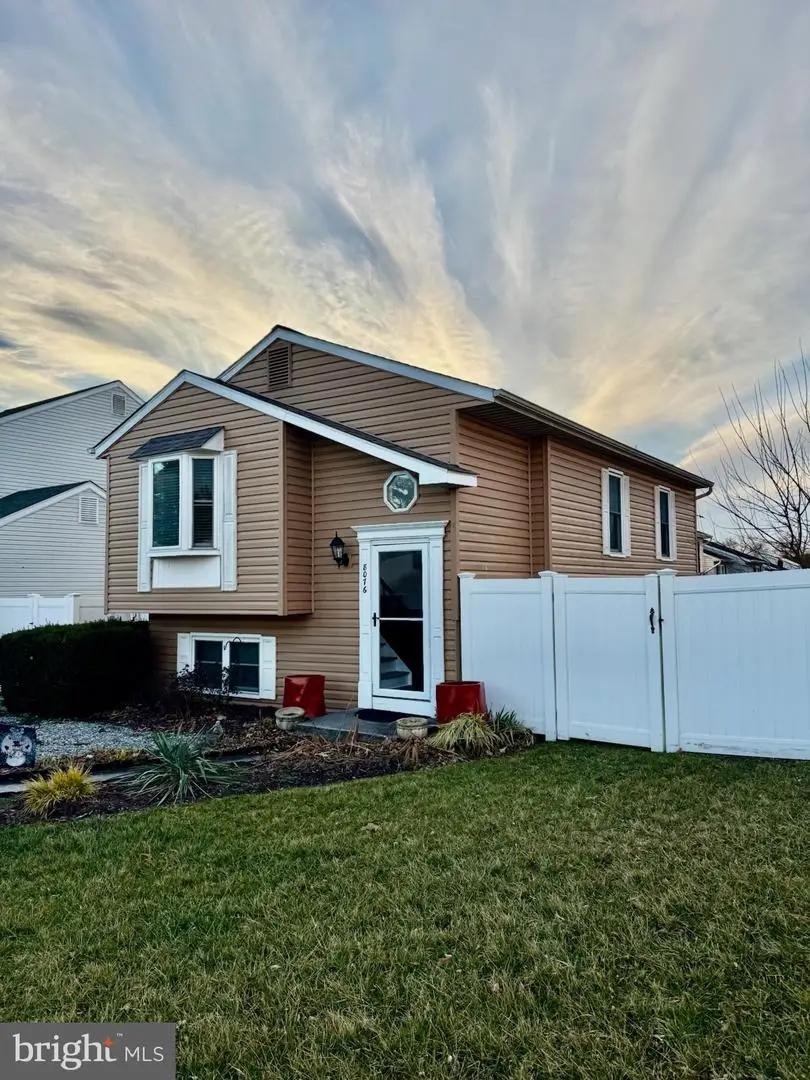 8076 Outing Ave, Pasadena, MD 21122 - #1