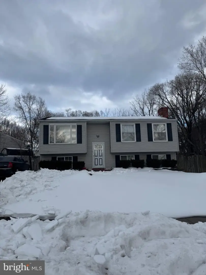 379 Clover Ct, Glen Burnie, MD 21060 - #1