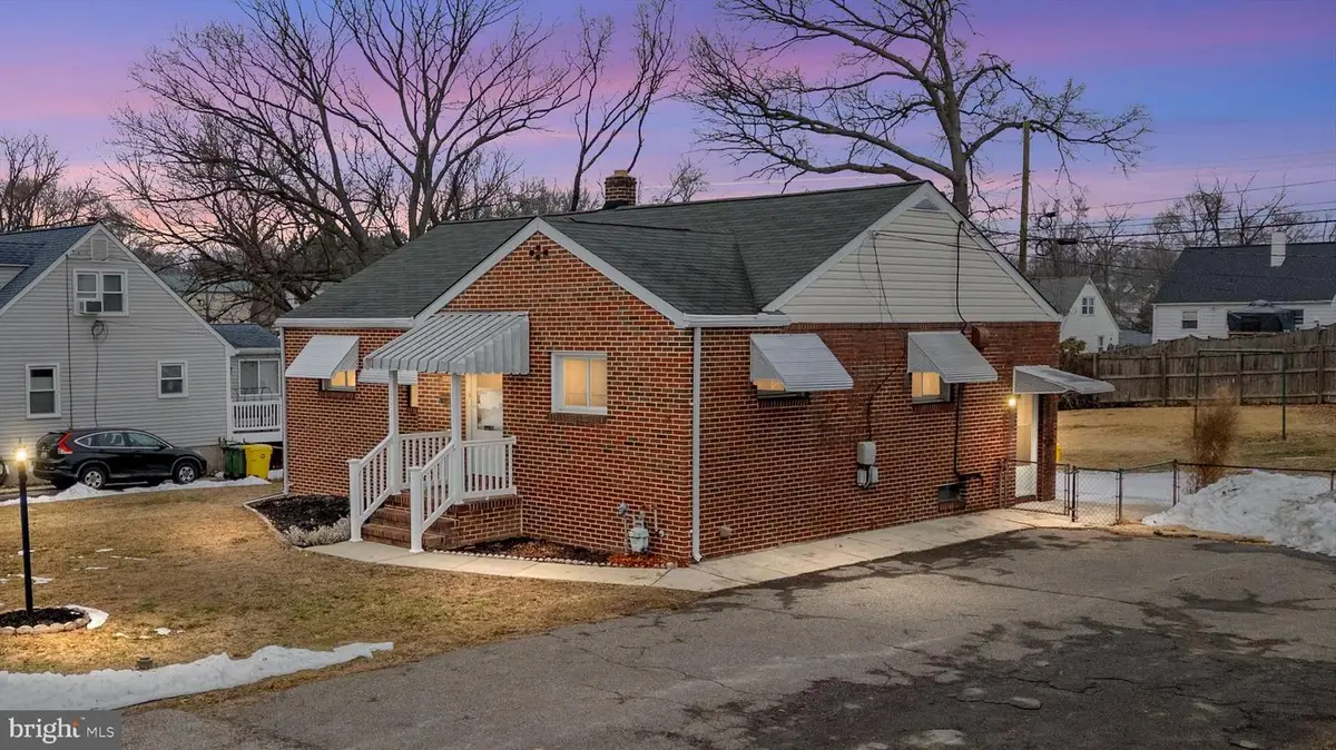 520 Cleveland Rd, Linthicum Heights, MD 21090 - #1