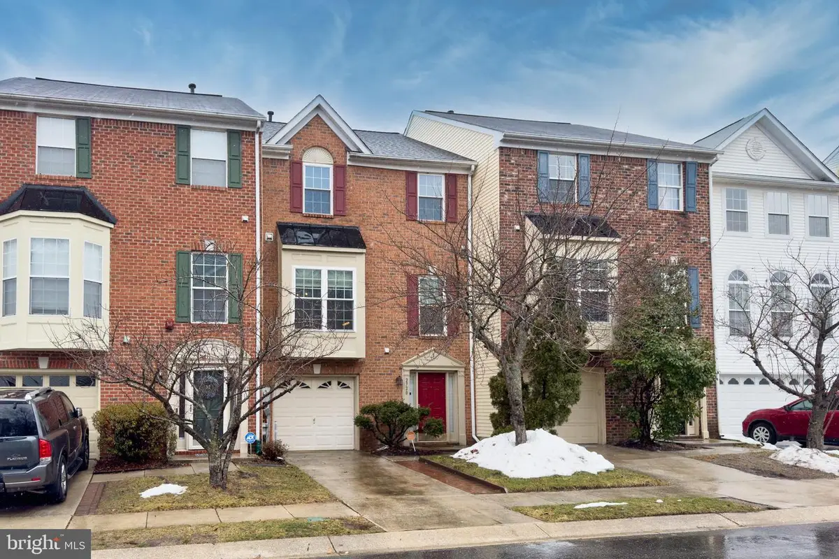 2720 Summers Ridge Dr, Odenton, MD 21113 - #1