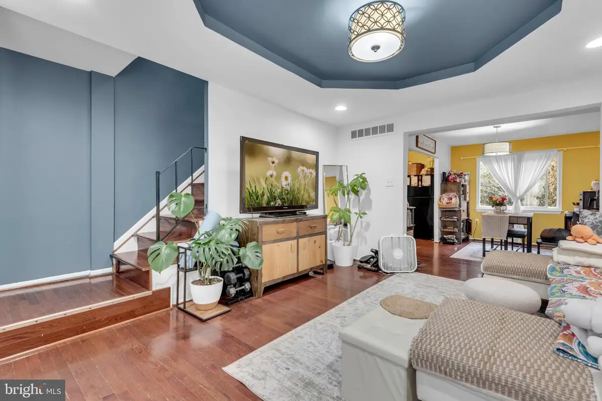 8221 Parham Ct, Severn, MD 21144 - #1