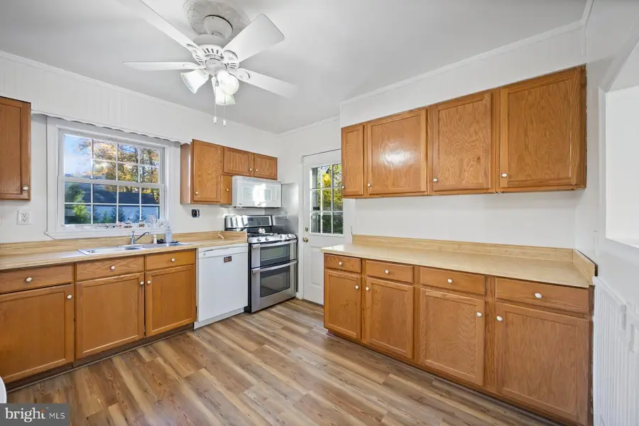 1003 Lee Rd, Glen Burnie, MD 21061 - #2