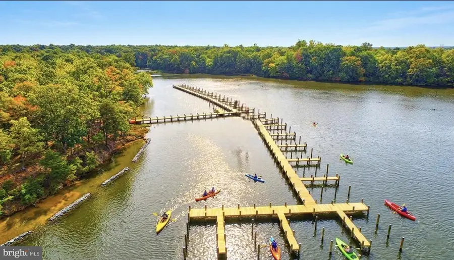 945 Thurston Ln, Glen Burnie, MD 21060 - #3