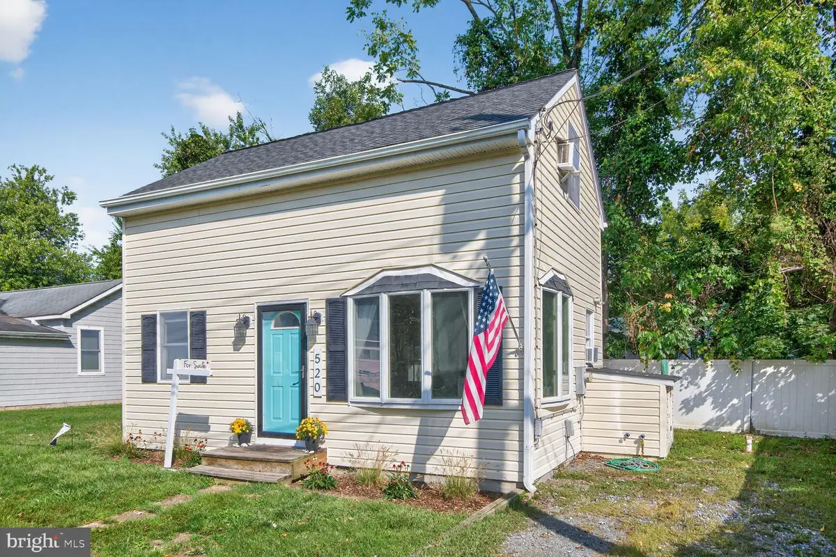 520 Ark Haven Rd, Tracys Landing, MD 20779 - #1