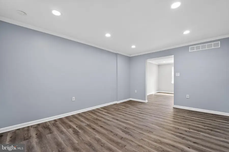 8215 Tomlinson Ct, Severn, MD 21144 - #2