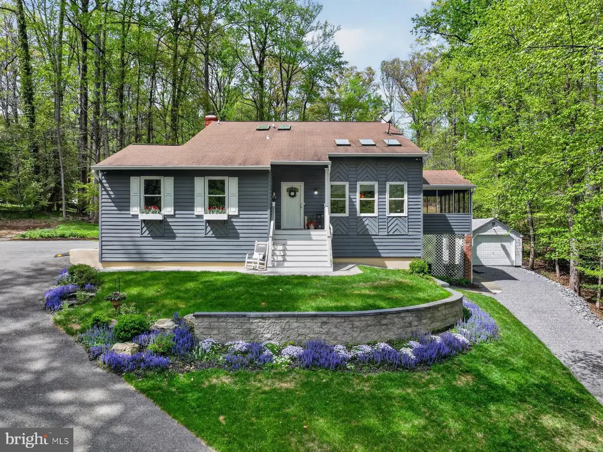 2908 Johnson Dr, Davidsonville, MD 21035 - #1