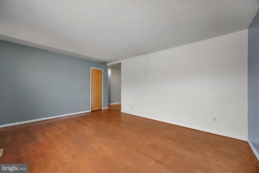 518 Kintop Rd, Glen Burnie, MD 21061 - #3