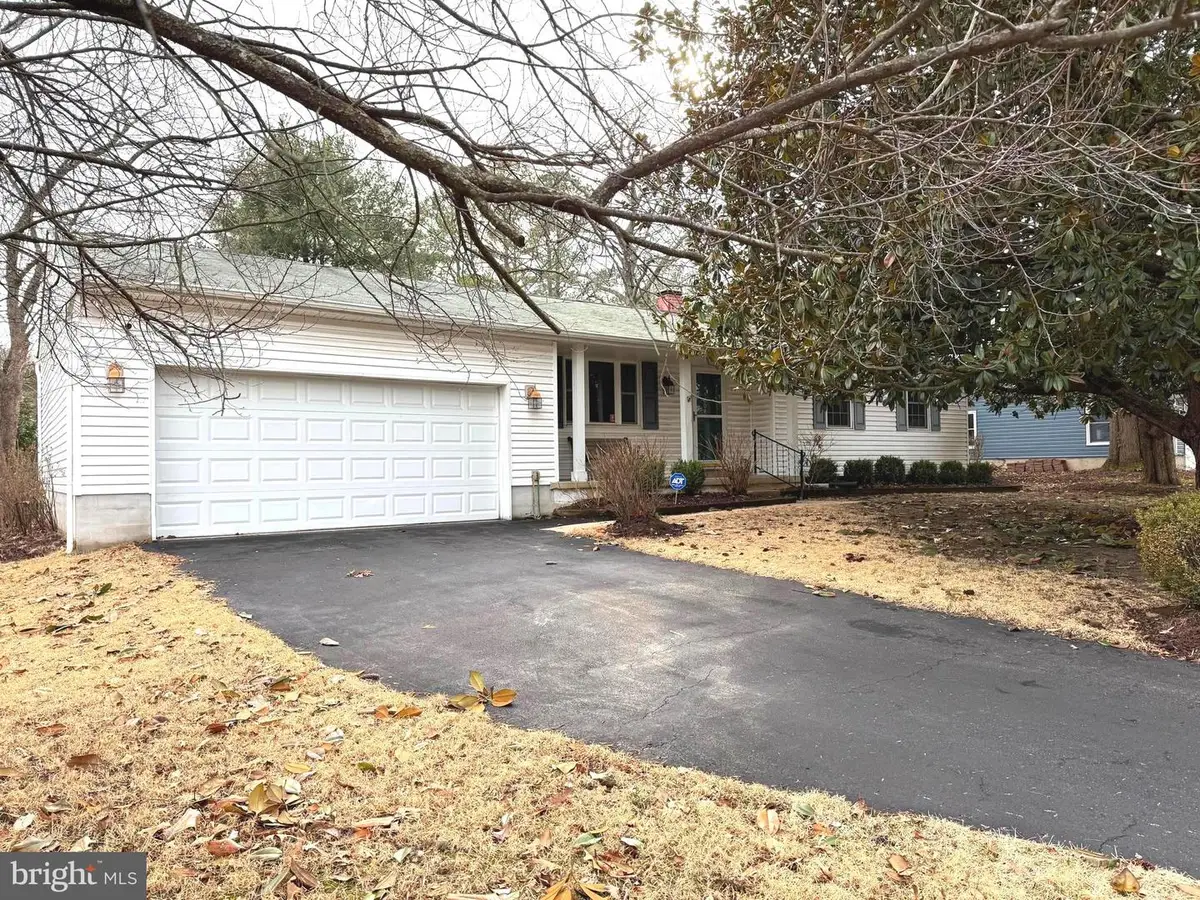 804 Cypress Beach Rd, Severna Park, MD 21146 - #1