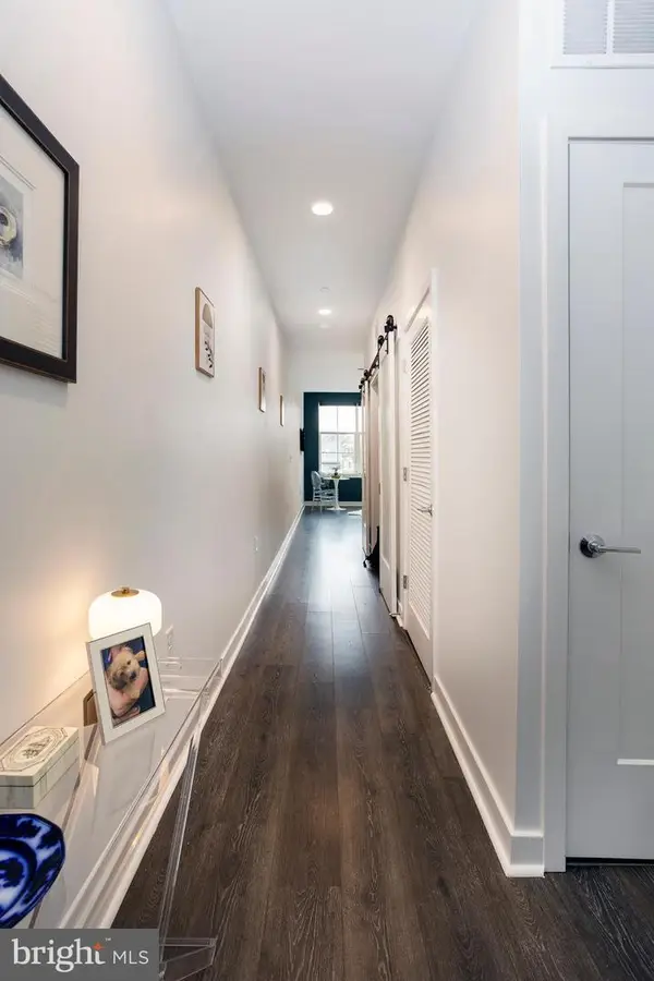 141 West St #201, ANNAPOLIS, MD 21401