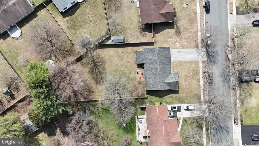 8205 Grassland Rd, Severn, MD 21144 - #3