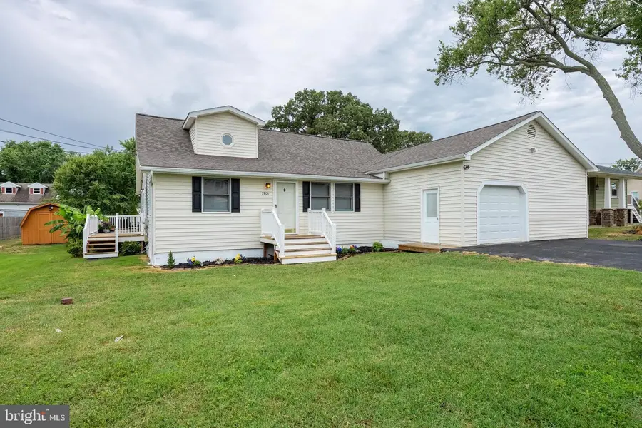 7806 Appletree Rd, Pasadena, MD 21122 - #2