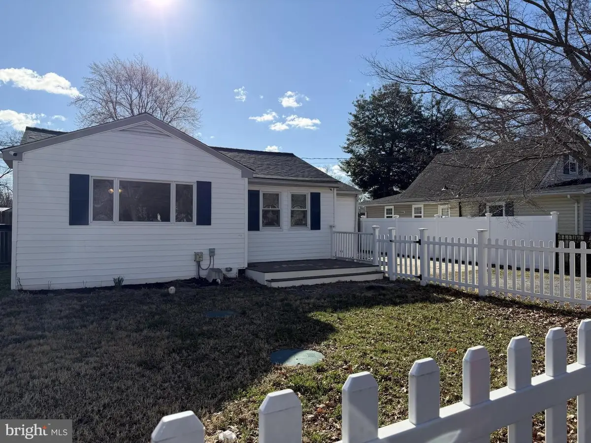 279 Magothy Beach Rd, Pasadena, MD 21122 - #1