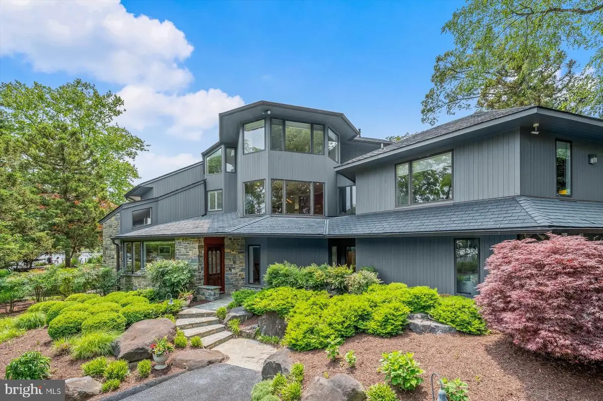 601 Lakeland Rd S, Severna Park, MD 21146 - #1