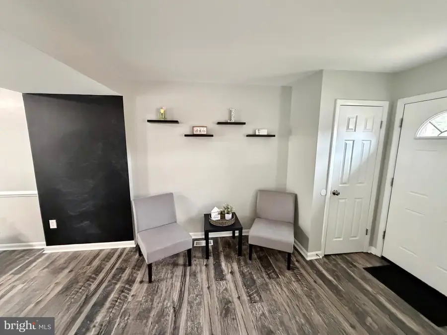 1056 Saybrook Harbour, Pasadena, MD 21122 - #2