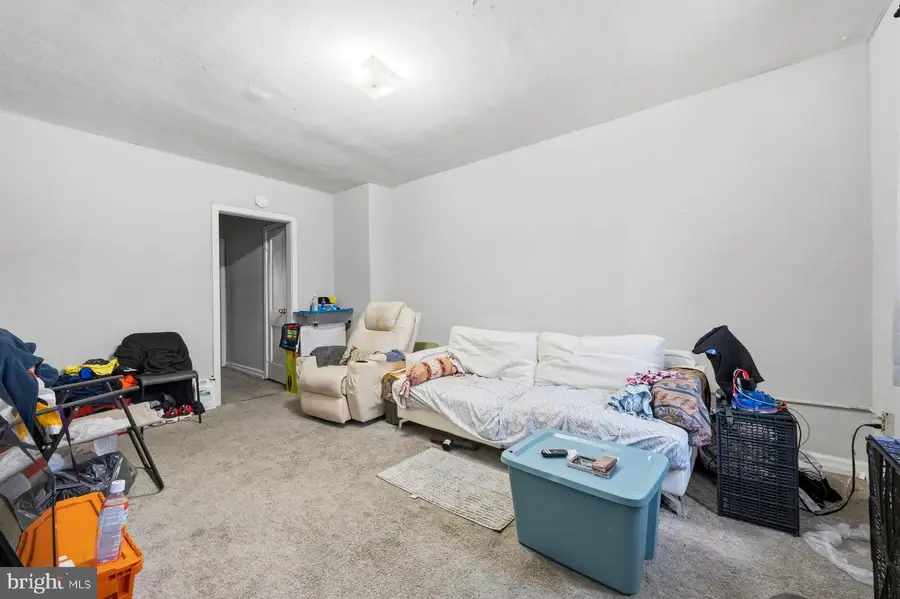 923 1st St, Baltimore, MD 21225 - #3