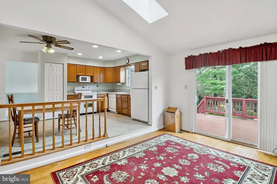 285 Shakespeare Dr, Severna Park, MD 21146 - #2