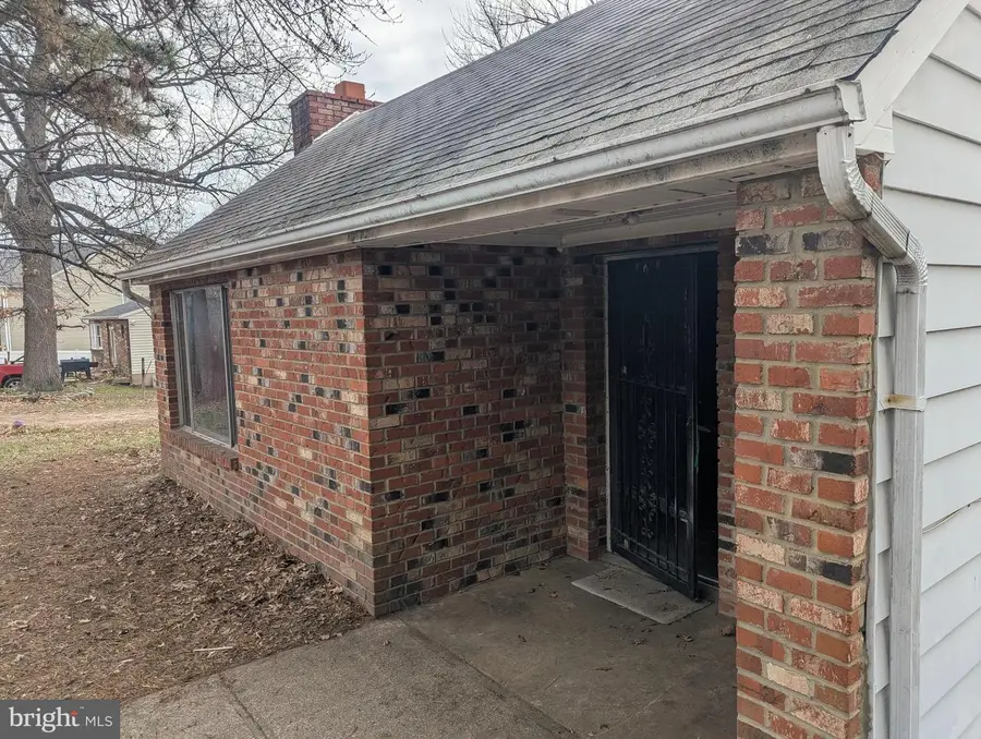 809 203rd St, Pasadena, MD 21122 - #3