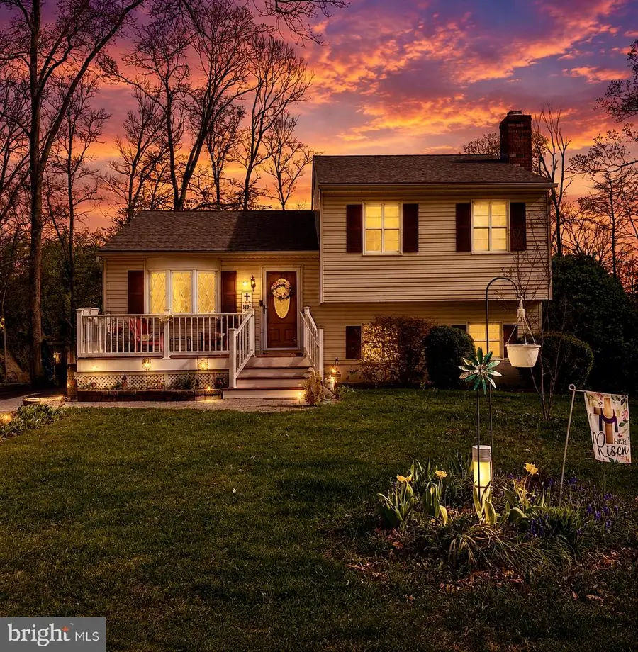 646 Cedar Dr, Pasadena, MD 21122 - #2