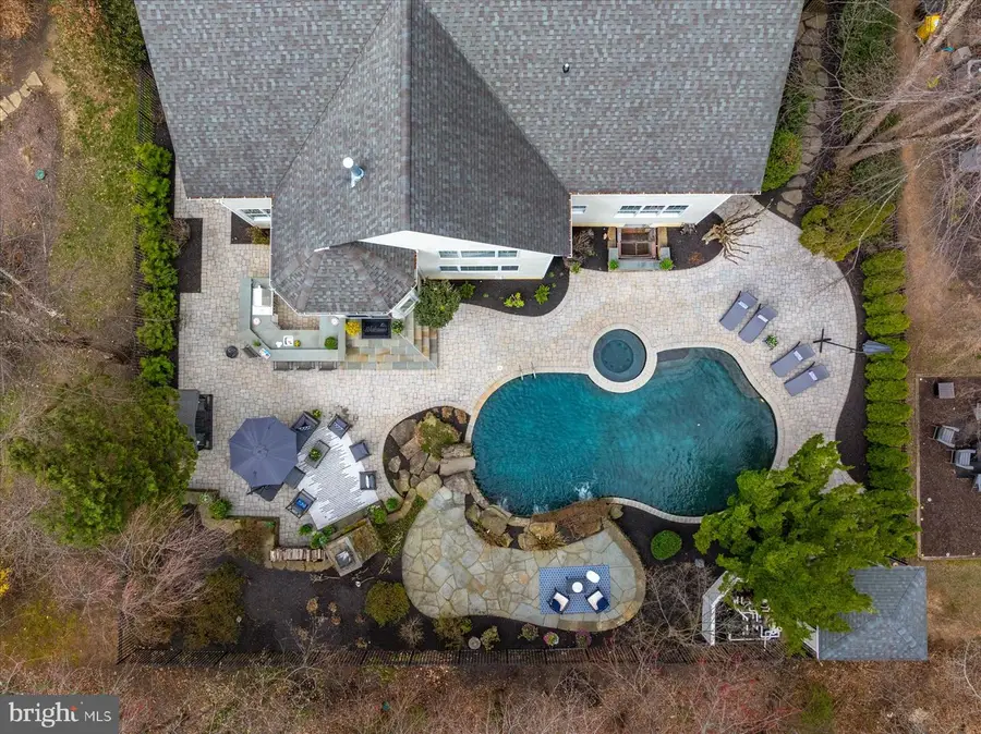 927 Hilltop Rd, Arnold, MD 21012 - #2