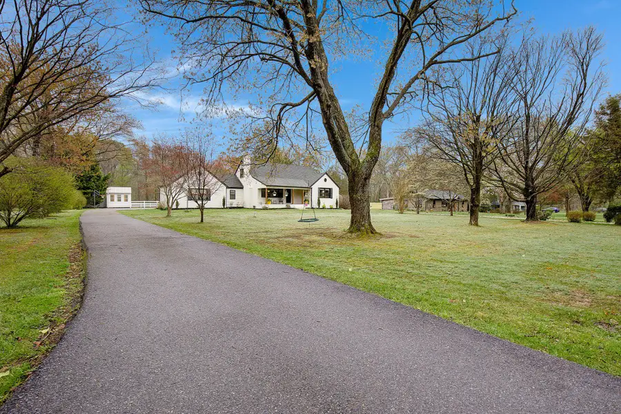 818 Cedarcroft Dr, Millersville, MD 21108 - #2