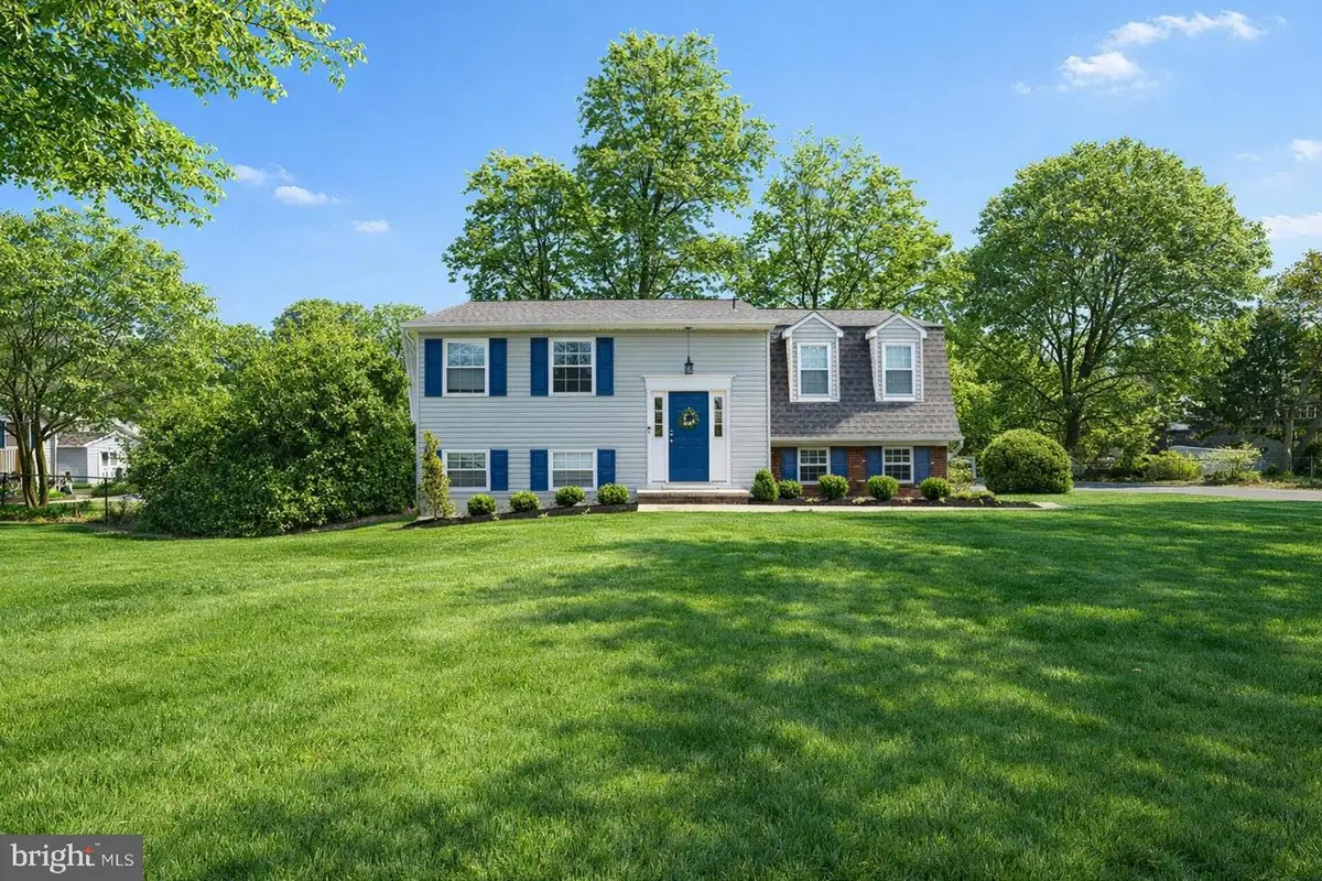 243 9th St, Pasadena, MD 21122 - #1