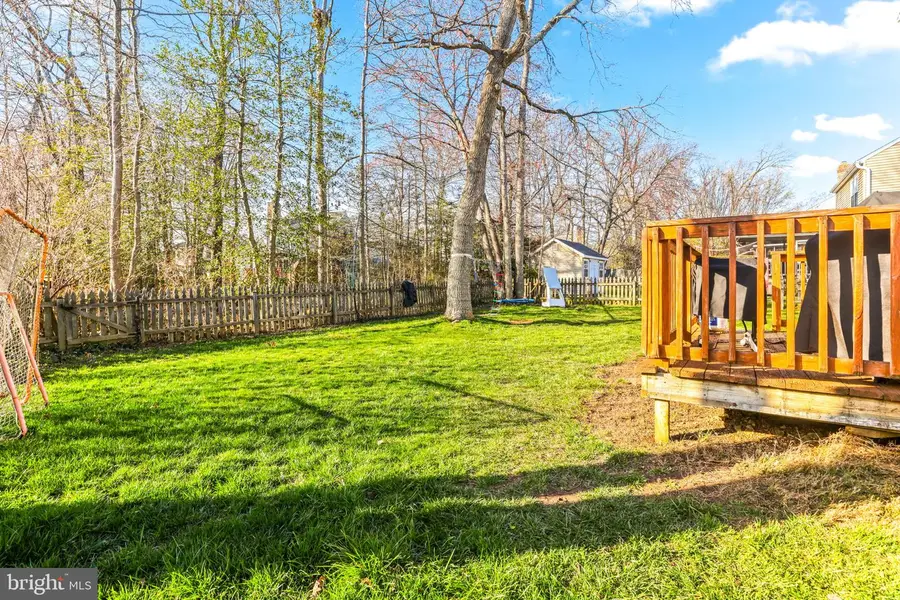 276 Shakespeare Dr, Severna Park, MD 21146 - #3