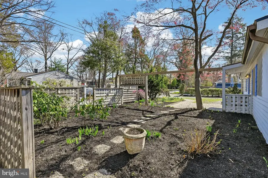 561 Arundel Dr, Severna Park, MD 21146 - #3