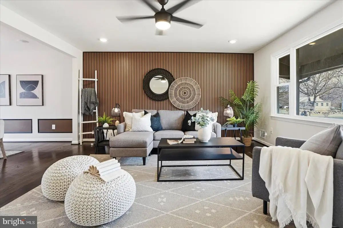 7918 Elizabeth Rd, Pasadena, MD 21122 - #1