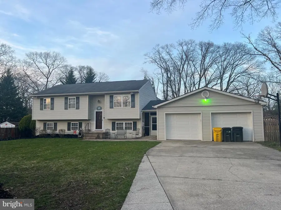 610 Sutton Dr, Pasadena, MD 21122 - #2