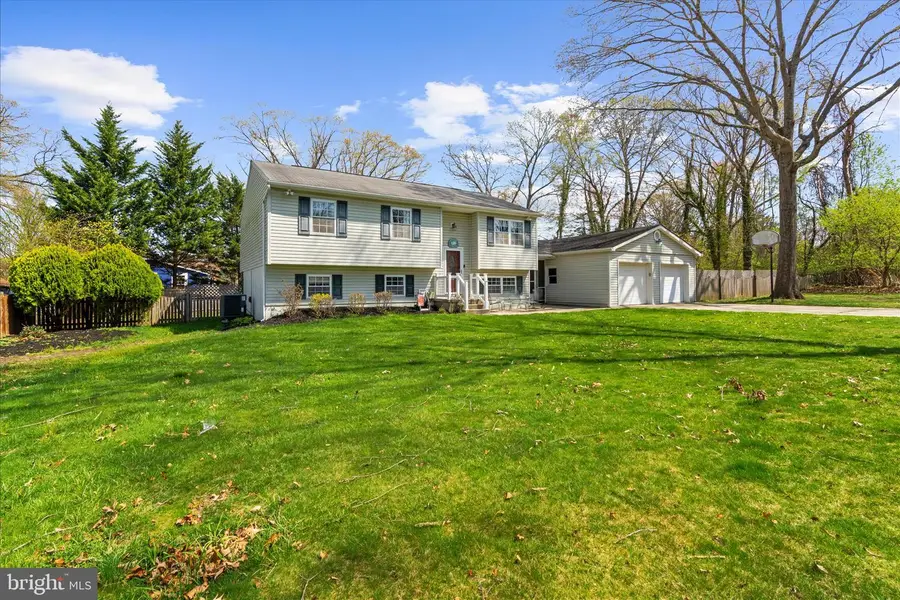 610 Sutton Dr, Pasadena, MD 21122 - #3
