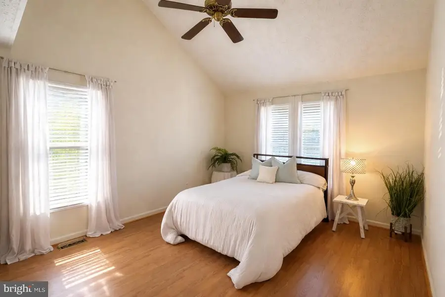 757 Sunnyfield Ln, Baltimore, MD 21225 - #3