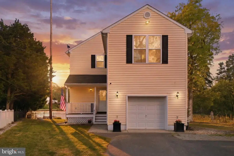 426 Riverside Dr, Pasadena, MD 21122 - #2