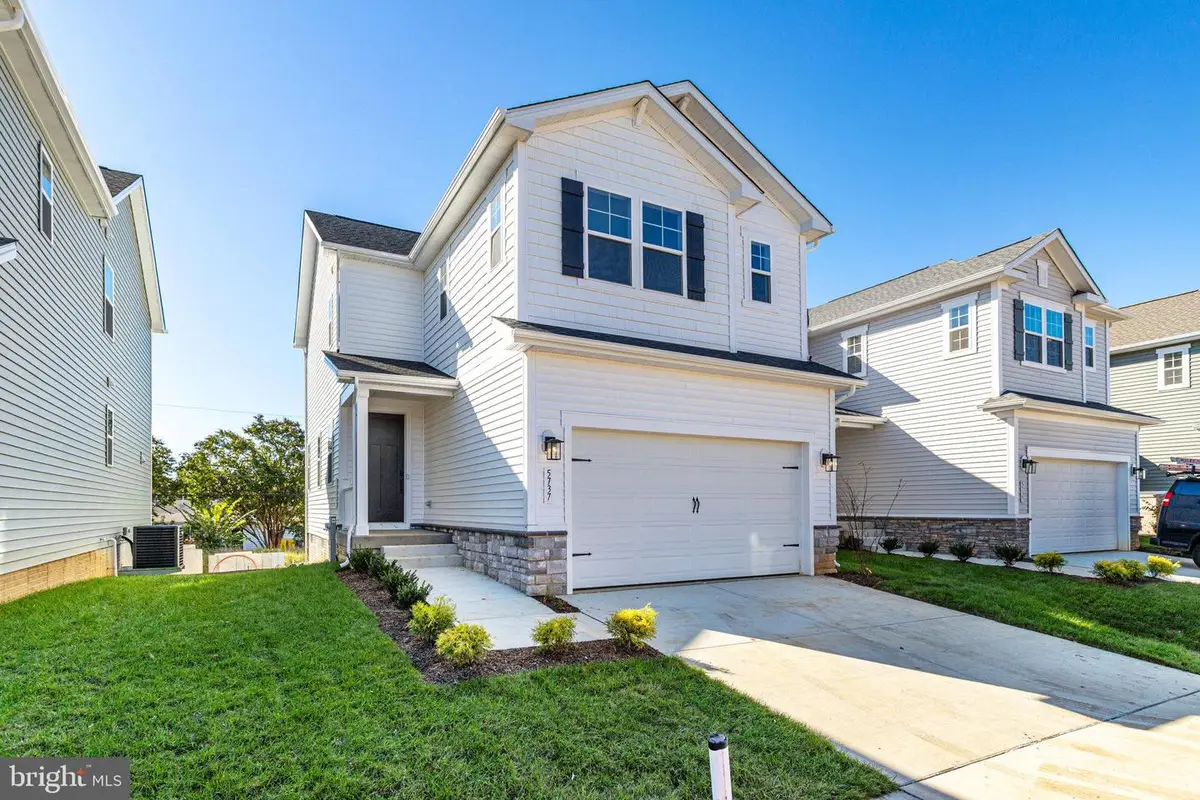 5737 Howard Dr, Glen Burnie, MD 21061 - #1