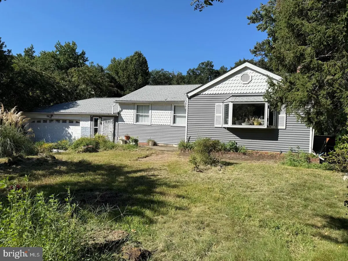 7828 Spencer Rd, Glen Burnie, MD 21060 - #1