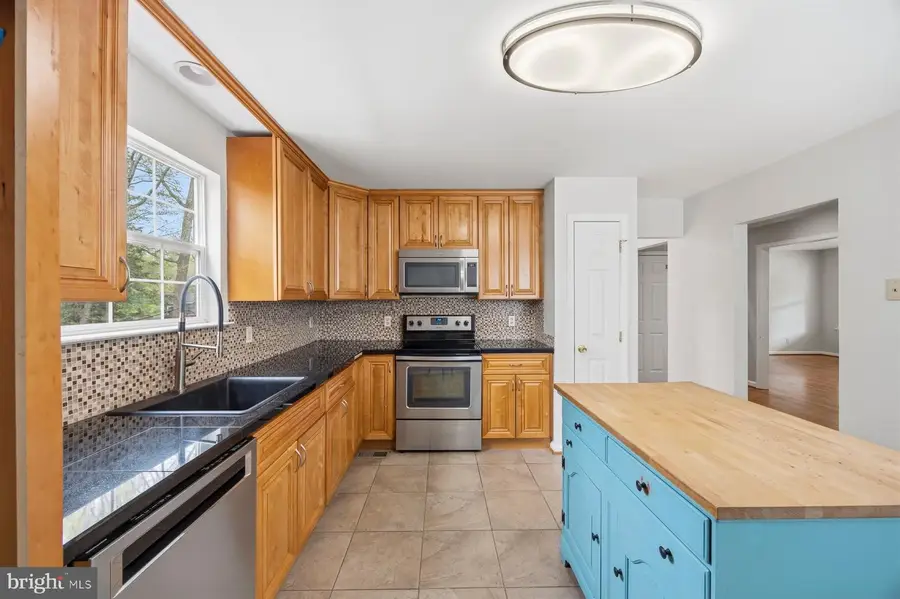 50 Robinson Landing Rd, Severna Park, MD 21146 - #2