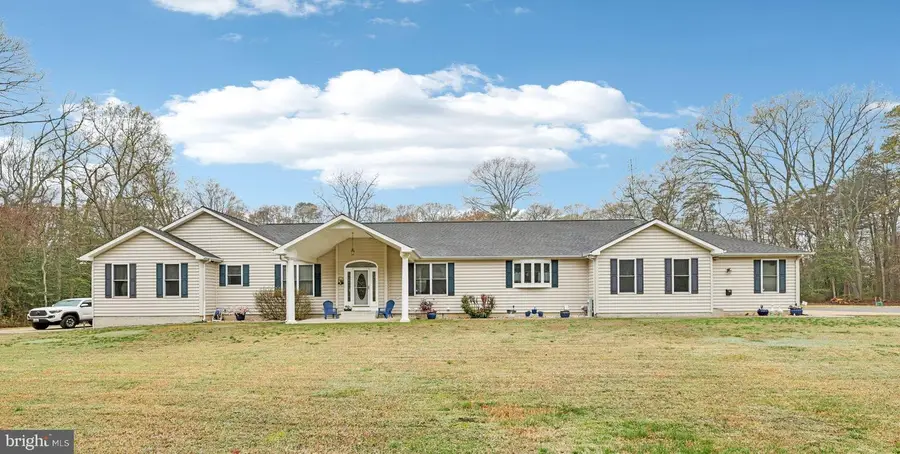 54 Dayton Dr, Pasadena, MD 21122 - #2