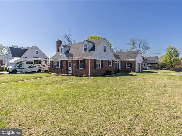 8466 Greenway, PASADENA, MD 21122