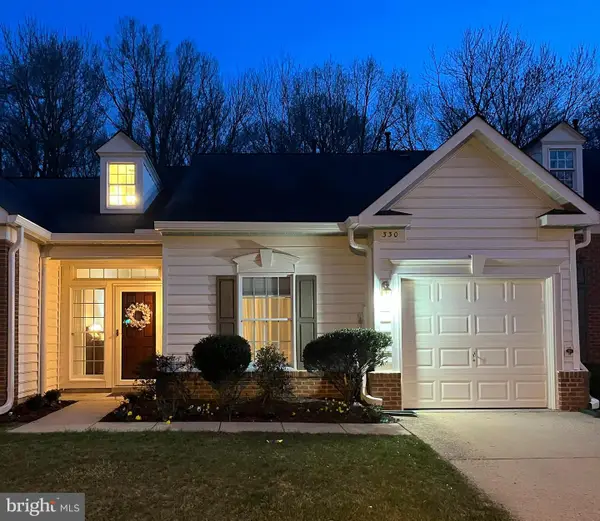 330 Colony Point Pl, EDGEWATER, MD 21037