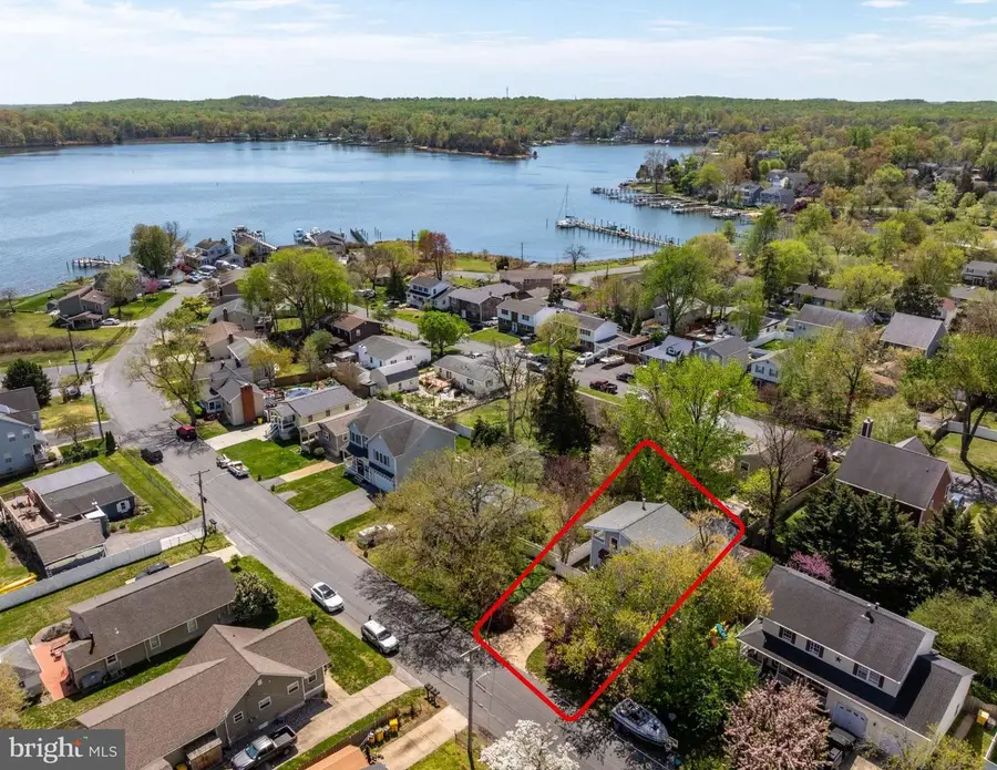 813 Shore Dr, Edgewater, MD 21037 - #2