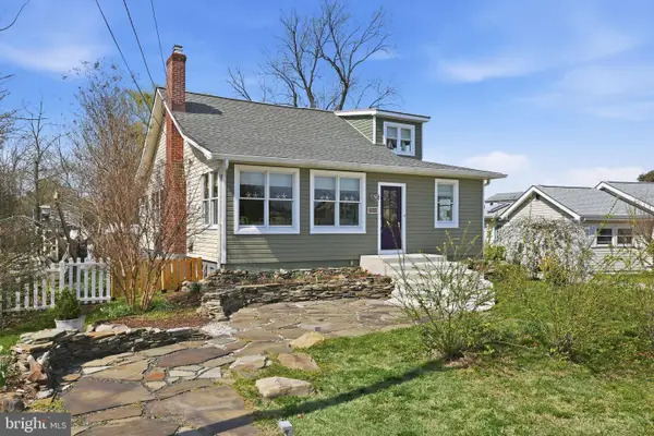 7806 Summit Dr, PASADENA, MD 21122