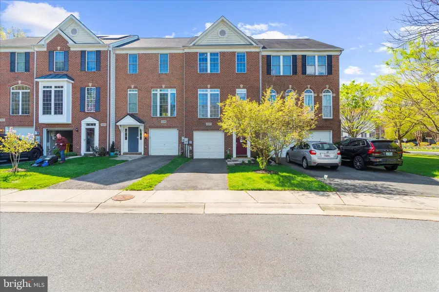 1327 Peppertree Ct, Crofton, MD 21114 - #2