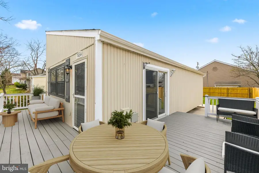 1634 Elkridge Dr, Edgewater, MD 21037 - #3