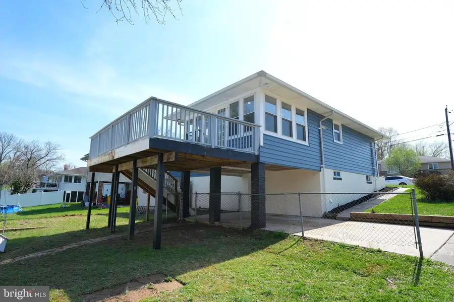 18 Magnolia Ave, Glen Burnie, MD 21061 - #2