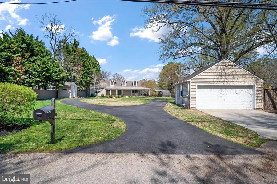 1862 Cedar Rd, Pasadena, MD 21122 - #3