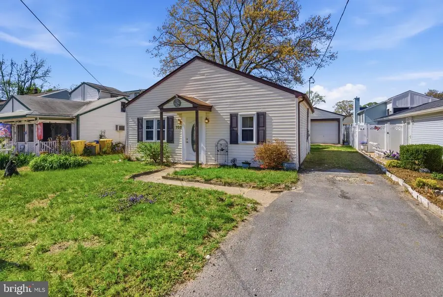 708 213th St, Pasadena, MD 21122 - #2