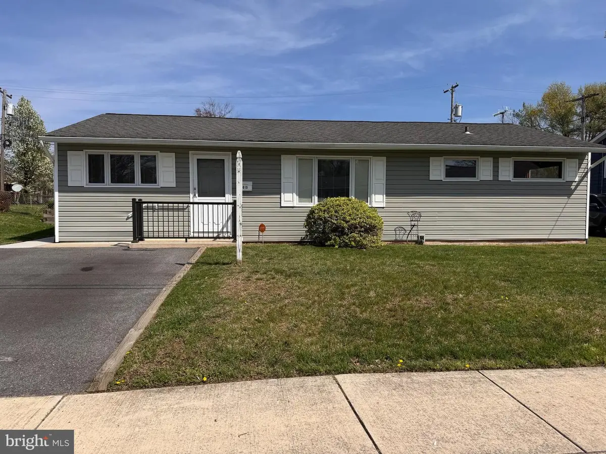 1015 Phillip Dr, Glen Burnie, MD 21061 - #1