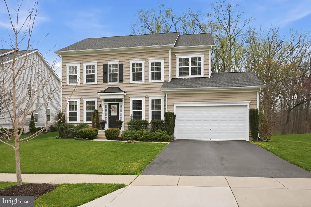 605 Maccubbin Ln, Gambrills, MD 21054 - #1