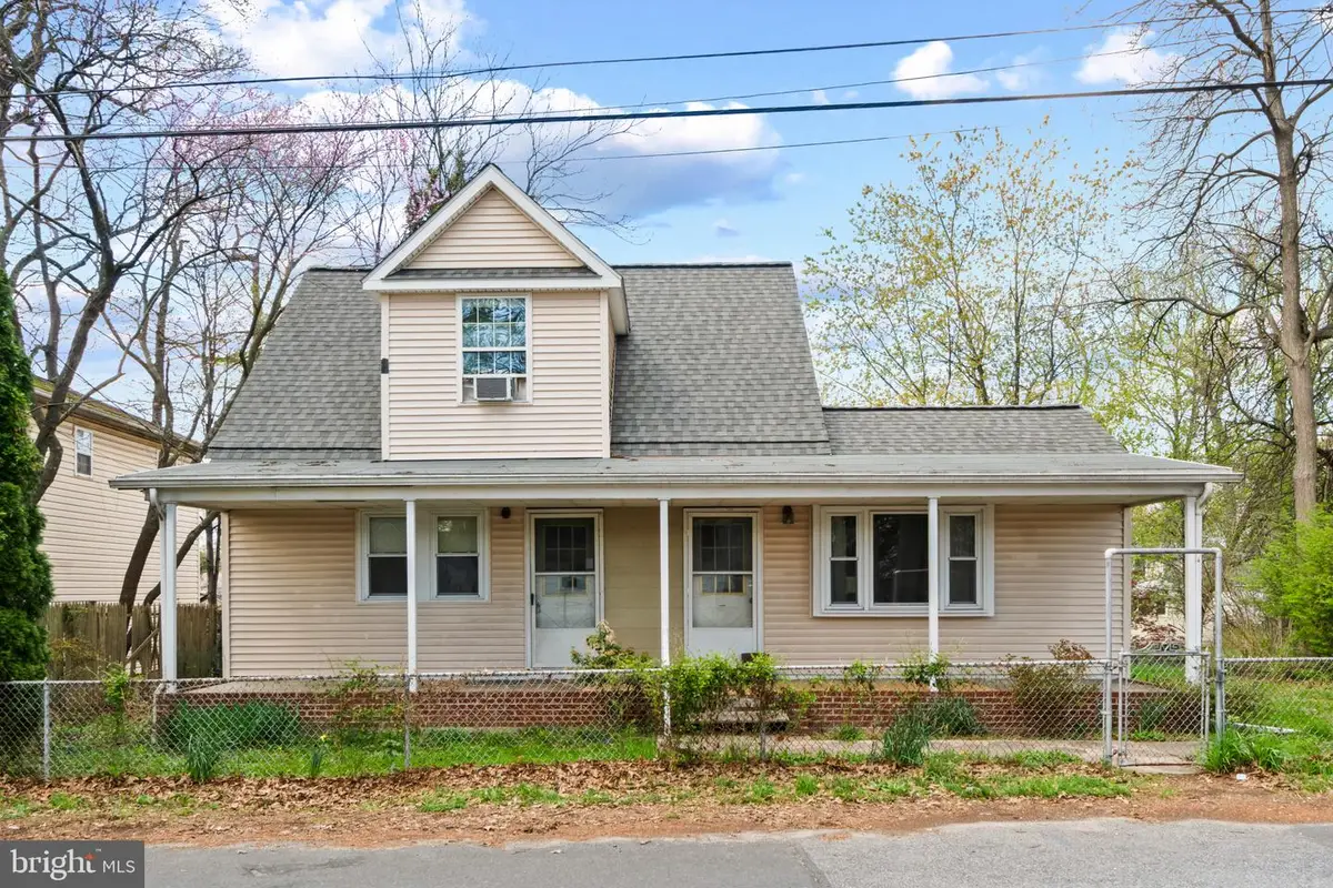 706 203rd St, Pasadena, MD 21122 - #1