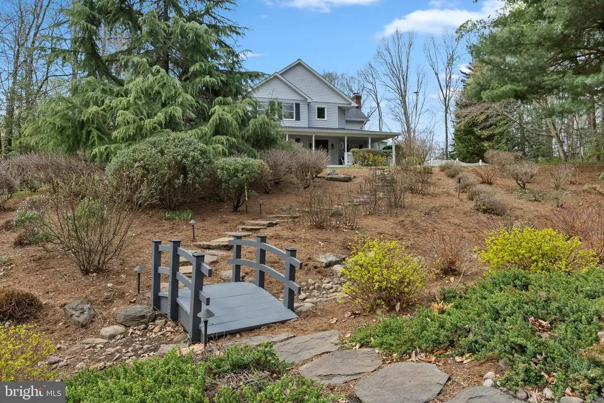 591 Pinedale Dr, Annapolis, MD 21401 - #1